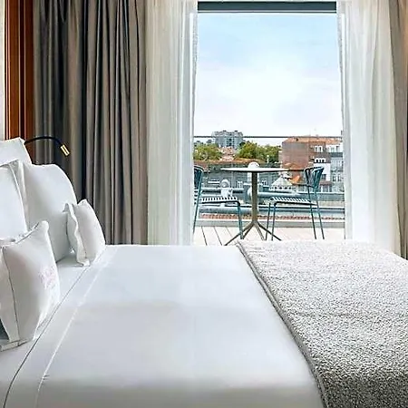 Wine & Books Porto - Small Luxury Of The World Oliveira do Douro (Vila Nova de Gaia)
